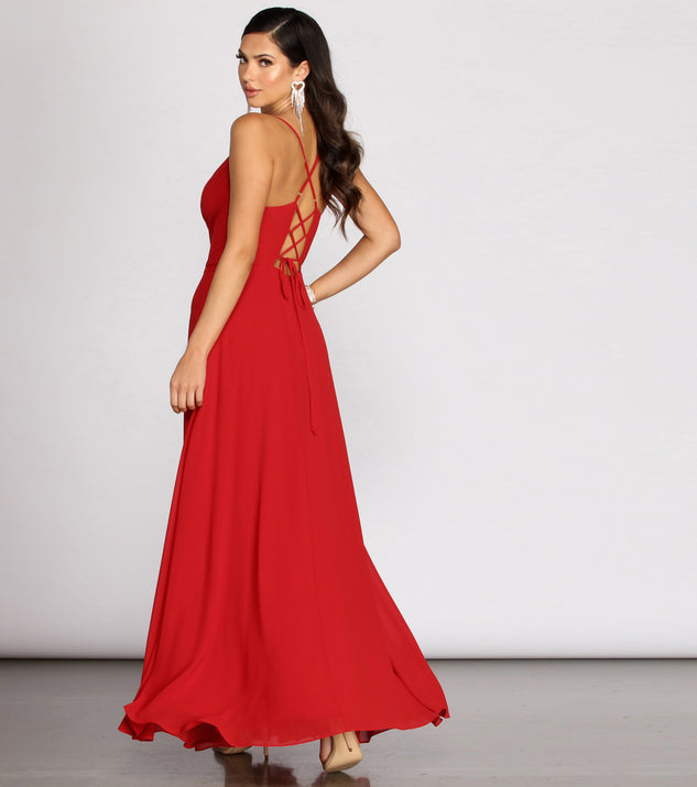 Kai Chiffon Lace Up Back A-Line Dress creates the perfect summer wedding guest dress or cocktail party dresss with stylish details in the latest trends for 2023!