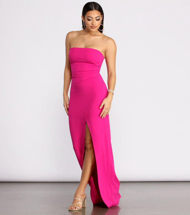 April Front Slit Strapless Crepe Dress creates the perfect summer wedding guest dress or cocktail party dresss with stylish details in the latest trends for 2023!