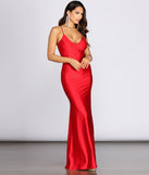 The Jacelyn Mermaid Dress is a gorgeous pick as your 2023 prom dress or formal gown for wedding guest, spring bridesmaid, or army ball attire!