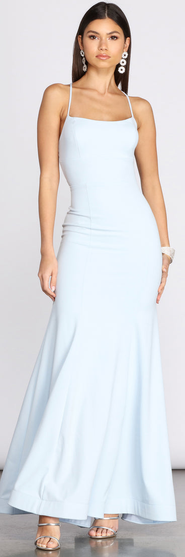 Billie Crepe Lace Up Mermaid Gown creates the perfect summer wedding guest dress or cocktail party dresss with stylish details in the latest trends for 2023!
