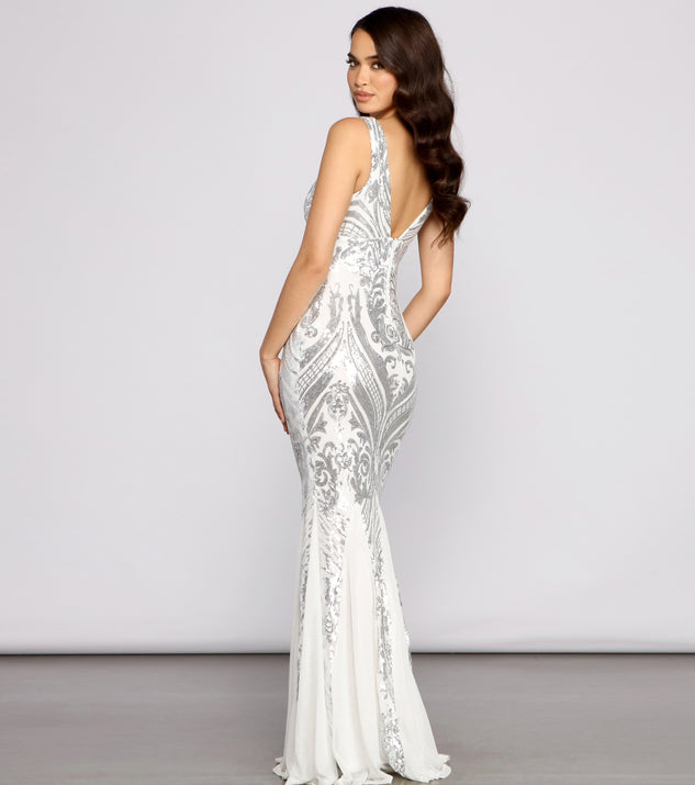 The Danielle Sequin Mesh Mermaid Dress is a gorgeous pick as your 2023 prom dress or formal gown for wedding guest, spring bridesmaid, or army ball attire!