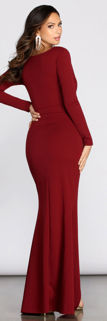 The Eden Crepe Mermaid Dress is a gorgeous pick as your 2023 prom dress or formal gown for wedding guest, spring bridesmaid, or army ball attire!