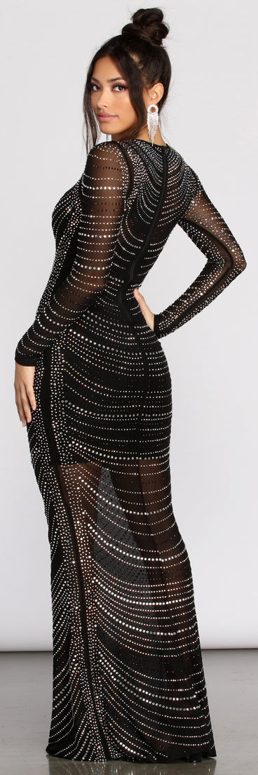 The Blake Heat Stone Mesh Dress is a gorgeous pick as your 2023 prom dress or formal gown for wedding guest, spring bridesmaid, or army ball attire!