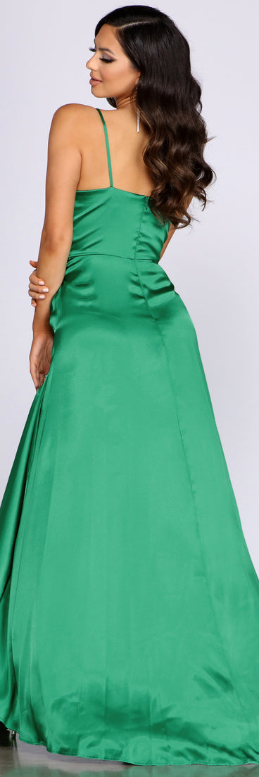 Anjolie Knot Front Satin Slit Dress creates the perfect summer wedding guest dress or cocktail party dresss with stylish details in the latest trends for 2023!