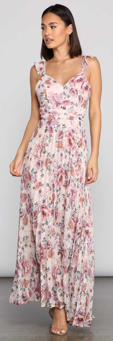Ava Formal Floral Pleated Dress creates the perfect summer wedding guest dress or cocktail party dresss with stylish details in the latest trends for 2023!