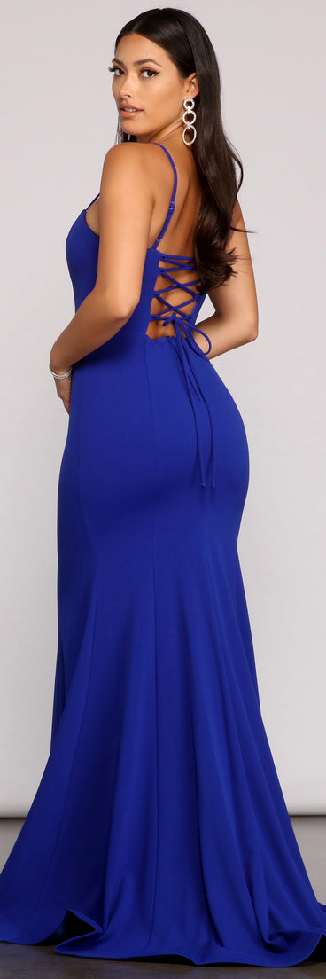 Leighton Formal Lace-Up Crepe Dress creates the perfect summer wedding guest dress or cocktail party dresss with stylish details in the latest trends for 2023!