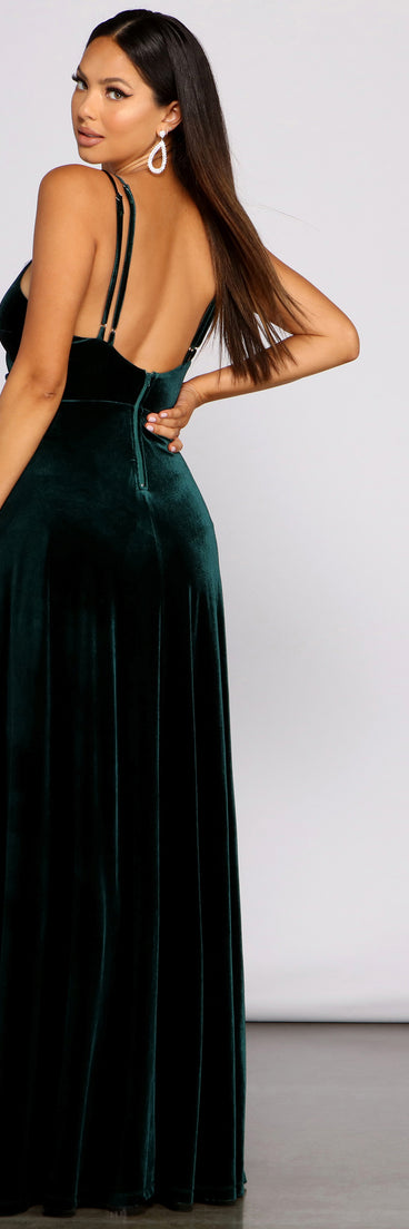 The Jen Formal A-Line Velvet Dress is a gorgeous pick as your 2023 prom dress or formal gown for wedding guest, spring bridesmaid, or army ball attire!