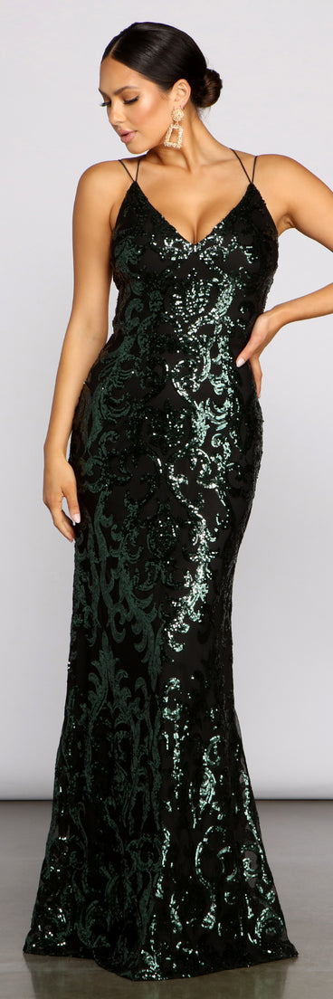 You'll be the best dressed in the Lila Formal Open-Back Sequin Mermaid Dress as your summer formal dress with unique details from Windsor.
