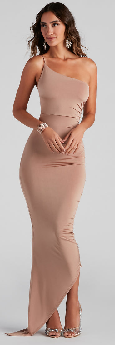 Sinéad Formal Asymmetrical Ruched Dress is a stunning choice for a bridesmaid dress or maid of honor dress, and to feel beautiful at Prom 2023, spring weddings, formals, & military balls!