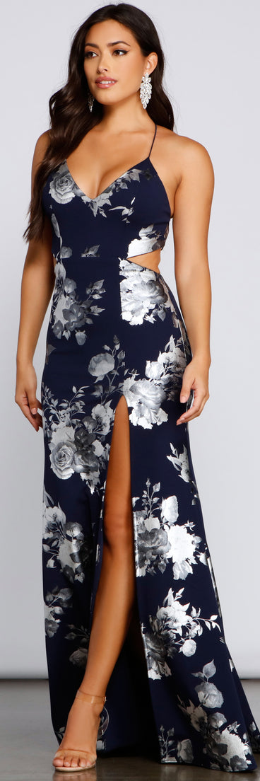 Courtney Foiled Floral Formal Dress creates the perfect summer wedding guest dress or cocktail party dresss with stylish details in the latest trends for 2023!