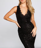Amara Formal Scalloped Lace Mermaid Dress creates the perfect summer wedding guest dress or cocktail party dresss with stylish details in the latest trends for 2023!