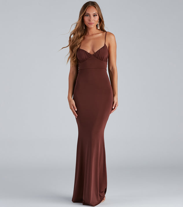 Tara Sleeveless Mermaid Dress creates the perfect summer wedding guest dress or cocktail party dresss with stylish details in the latest trends for 2023!