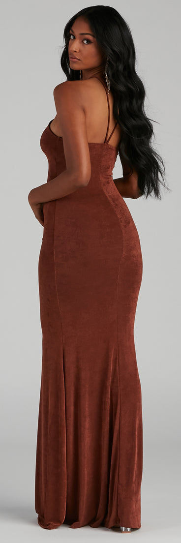 Moira Formal Open Back Lurex Dress creates the perfect summer wedding guest dress or cocktail party dresss with stylish details in the latest trends for 2023!