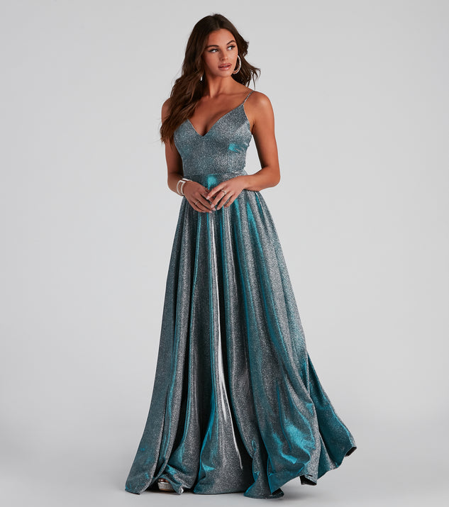 Soleil Formal Open Back Glitter Dress creates the perfect summer wedding guest dress or cocktail party dresss with stylish details in the latest trends for 2023!