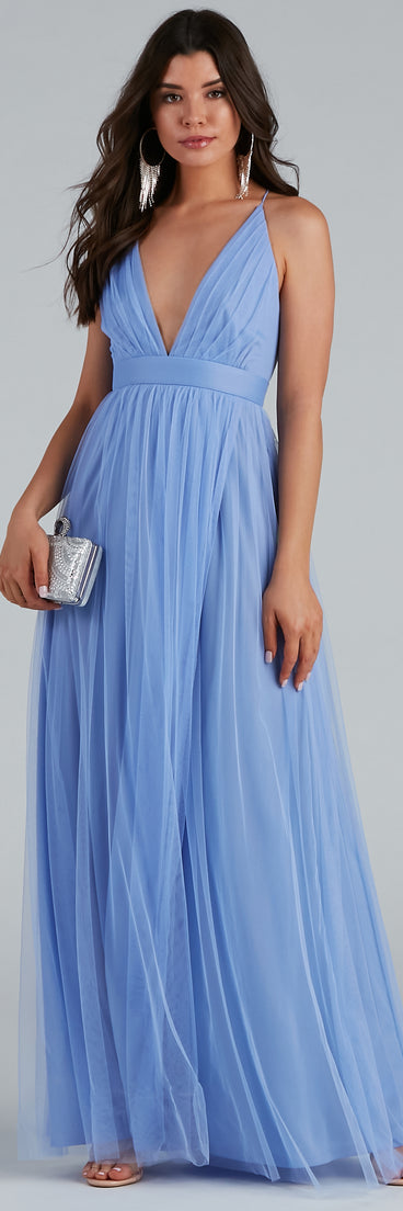 Shay A-Line Tulle Formal Dress creates the perfect summer wedding guest dress or cocktail party dresss with stylish details in the latest trends for 2023!