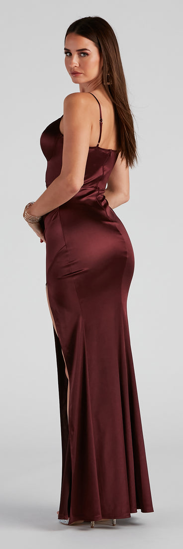 Edith Formal Satin V-Notch Dress creates the perfect summer wedding guest dress or cocktail party dresss with stylish details in the latest trends for 2023!