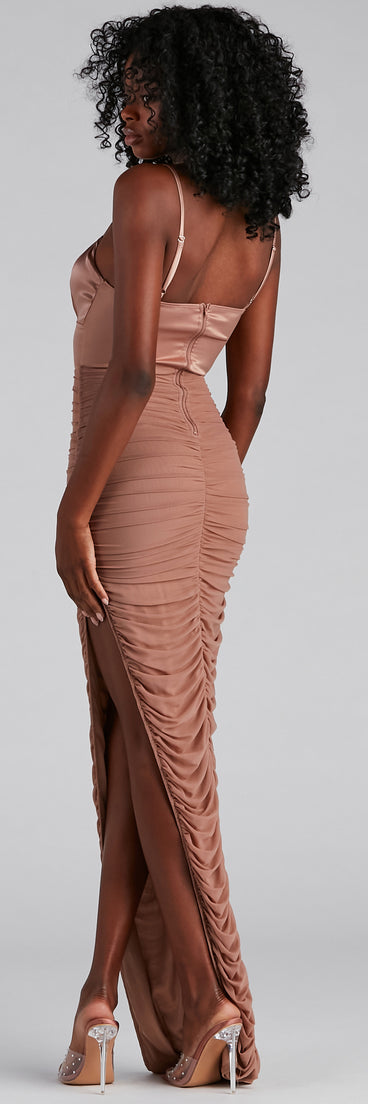 Myka Formal Square Neck Mesh Dress creates the perfect summer wedding guest dress or cocktail party dresss with stylish details in the latest trends for 2023!