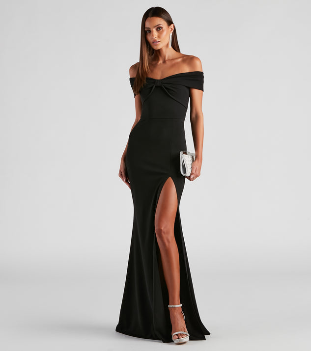 Emma Formal Bow Long Dress creates the perfect summer wedding guest dress or cocktail party dresss with stylish details in the latest trends for 2023!