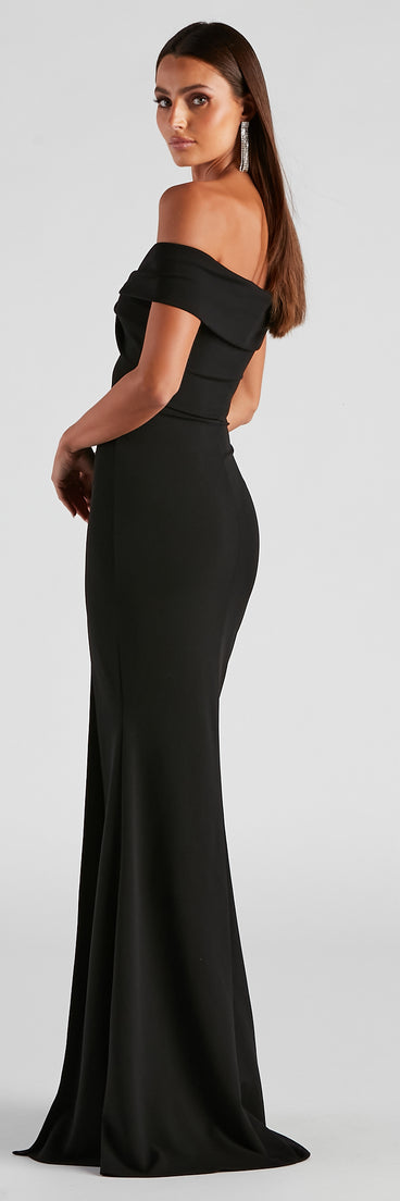 Emma Formal Bow Long Dress creates the perfect summer wedding guest dress or cocktail party dresss with stylish details in the latest trends for 2023!