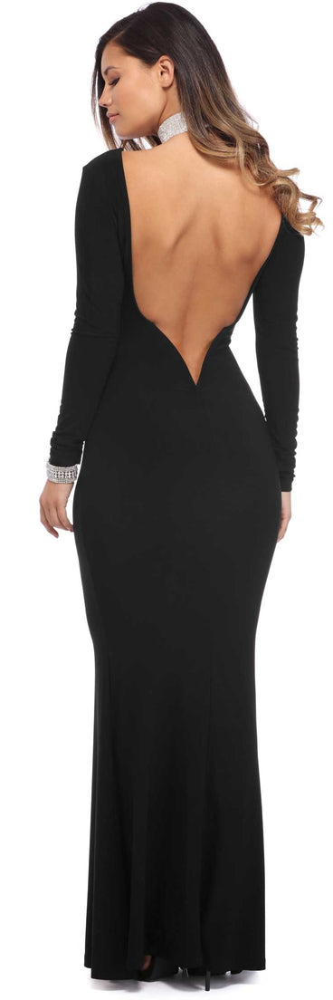 Vienna Plunge Perfect Dress is a stunning choice for a bridesmaid dress or maid of honor dress, and to feel beautiful at Prom 2023, spring weddings, formals, & military balls!