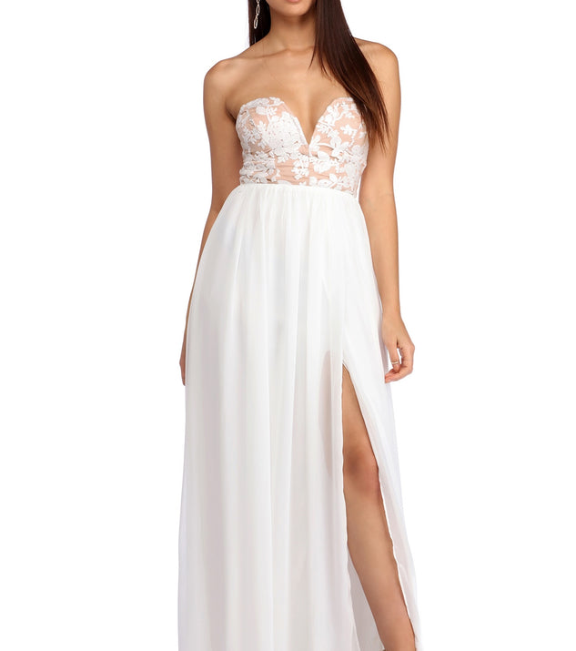 Melanie Elegance In Lace Dress is a stunning choice for a bridesmaid dress or maid of honor dress, and to feel beautiful at Prom 2023, spring weddings, formals, & military balls!