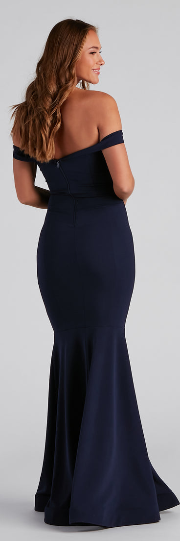 Rochelle Formal Fantasy Mermaid Dress creates the perfect summer wedding guest dress or cocktail party dresss with stylish details in the latest trends for 2023!