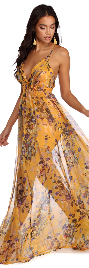 The Leanna My Sunshine Floral Dress is a gorgeous pick as your 2023 prom dress or formal gown for wedding guest, spring bridesmaid, or army ball attire!