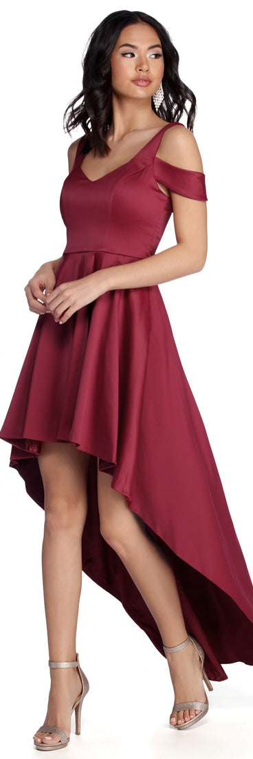 Roselyn Satin Sweetheart High-Low Dress creates the perfect summer wedding guest dress or cocktail party dresss with stylish details in the latest trends for 2023!