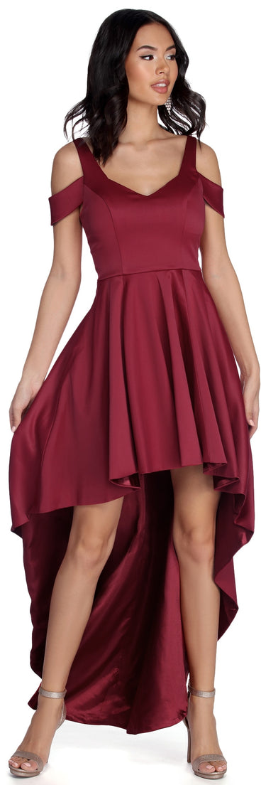 Roselyn Satin Sweetheart High-Low Dress creates the perfect spring wedding guest dress or cocktail attire with stylish details in the latest trends for 2023!