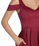 Roselyn Satin Sweetheart High-Low Dress creates the perfect spring wedding guest dress or cocktail attire with stylish details in the latest trends for 2023!