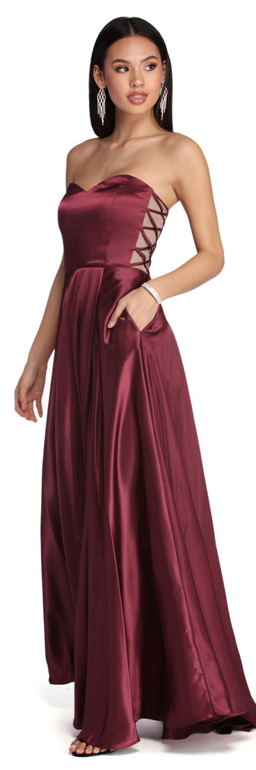 The Courtney Formal Satin Sleeveless Dress is a gorgeous pick as your 2023 prom dress or formal gown for wedding guest, spring bridesmaid, or army ball attire!