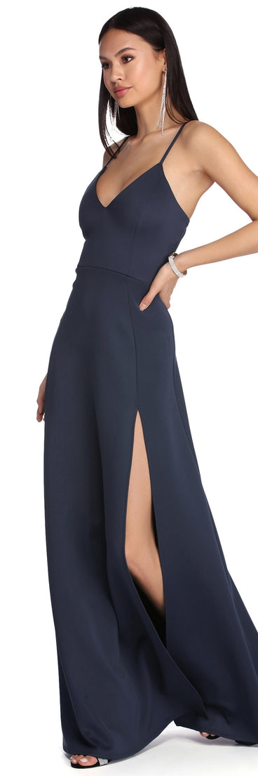 Avianna Formal High Slit Dress creates the perfect summer wedding guest dress or cocktail party dresss with stylish details in the latest trends for 2023!