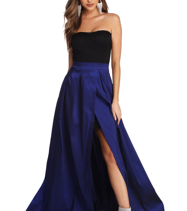 Miley Formal Sweetheart Lace Dress is a stunning choice for a bridesmaid dress or maid of honor dress, and to feel beautiful at Prom 2023, spring weddings, formals, & military balls!