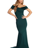 The Corina Formal Off The Shoulder Dress is a gorgeous pick as your 2023 prom dress or formal gown for wedding guest, spring bridesmaid, or army ball attire!