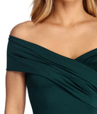 The Corina Formal Off The Shoulder Dress is a gorgeous pick as your 2023 prom dress or formal gown for wedding guest, spring bridesmaid, or army ball attire!