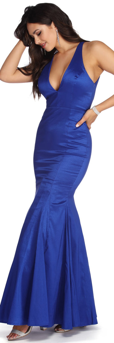 The Corine Formal Taffeta Mermaid Dress is a gorgeous pick as your 2023 prom dress or formal gown for wedding guest, spring bridesmaid, or army ball attire!