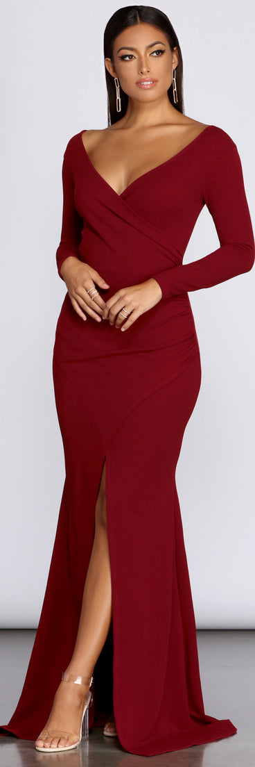 Eva Off The Shoulder Mermaid Dress creates the perfect summer wedding guest dress or cocktail party dresss with stylish details in the latest trends for 2023!