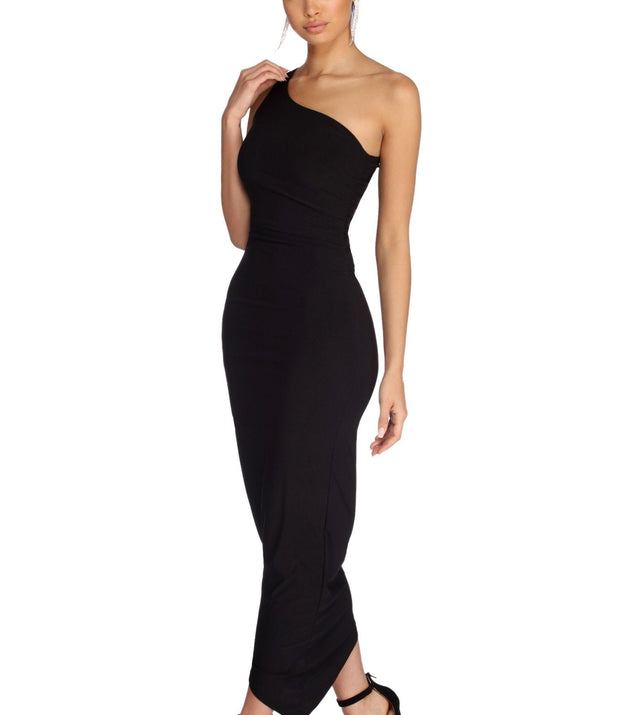 Selena Formal One Shoulder Ruched Dress is a stunning choice for a bridesmaid dress or maid of honor dress, and to feel beautiful at Prom 2023, spring weddings, formals, & military balls!
