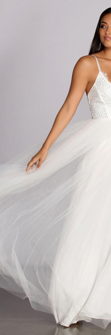 The Graciela Heat Stone Tulle Gown is a gorgeous pick as your 2023 prom dress or formal gown for wedding guest, spring bridesmaid, or army ball attire!
