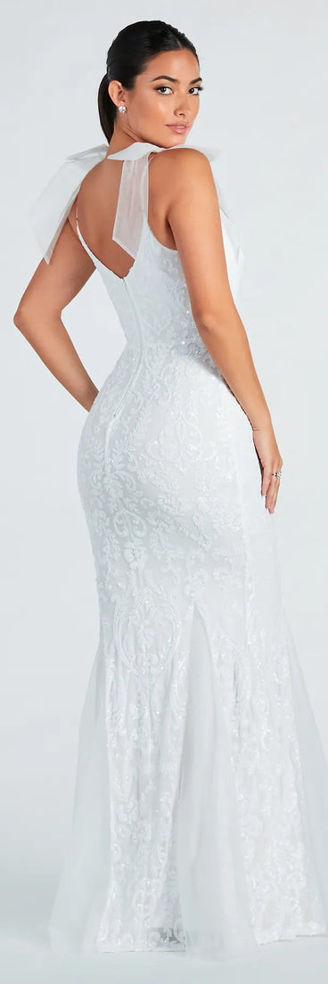 Harlie Formal Tulle Bow Sequin Mermaid Dress is the perfect prom dress pick with on-trend details to make the 2024 dance your most memorable event yet!