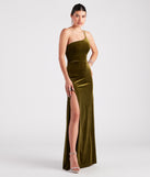 Maria Formal Velvet A-Line Long Dress creates the perfect spring or summer wedding guest dress or cocktail attire with chic styles in the latest trends for 2024!
