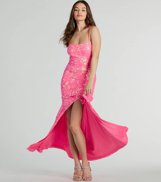 Kinsley Formal Sequin Mermaid Dress is the perfect prom dress pick with on-trend details to make the 2024 dance your most memorable event yet!