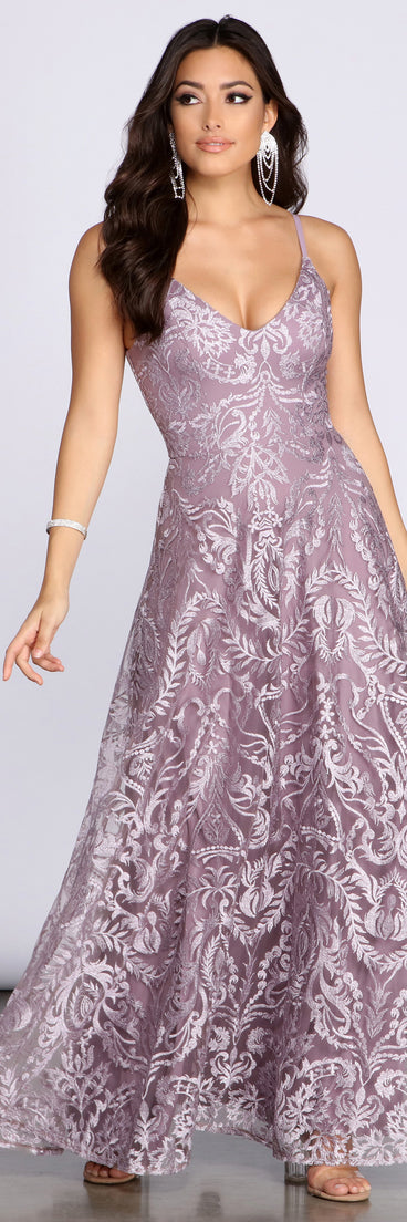 Amaya Mesh Embroidered A-Line Dress creates the perfect summer wedding guest dress or cocktail party dresss with stylish details in the latest trends for 2023!