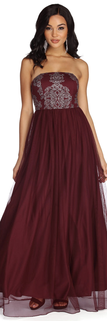 Nicola Formal Tulle Ball Gown is a gorgeous pick as your 2023 prom dress or formal gown for wedding guest, spring bridesmaid, or army ball attire!