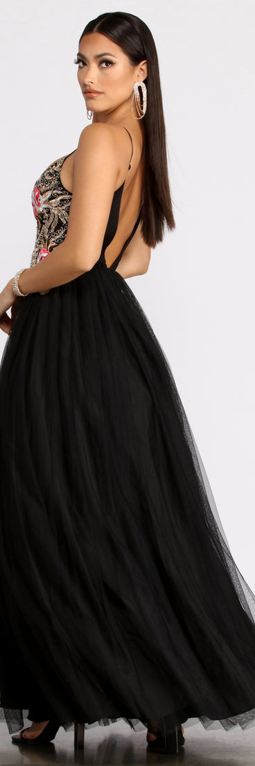 Biana Embroidered Floral Tulle Ball Gown creates the perfect summer wedding guest dress or cocktail party dresss with stylish details in the latest trends for 2023!