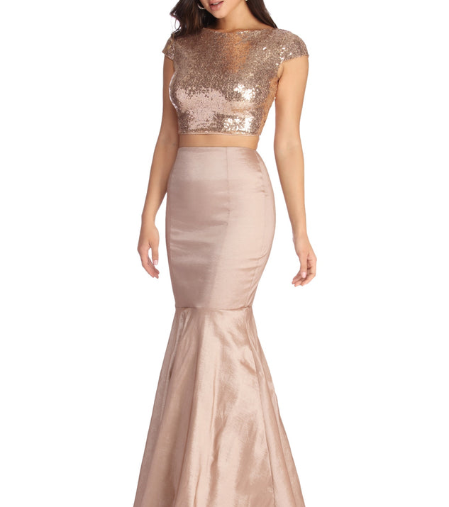 The Emmie Formal Sequin Two Piece Dress is a gorgeous pick as your 2023 prom dress or formal gown for wedding guest, spring bridesmaid, or army ball attire!