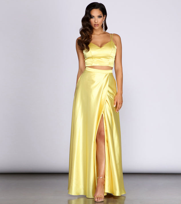Naomi Satin Two Piece Dress creates the perfect spring wedding guest dress or cocktail attire with stylish details in the latest trends for 2023!