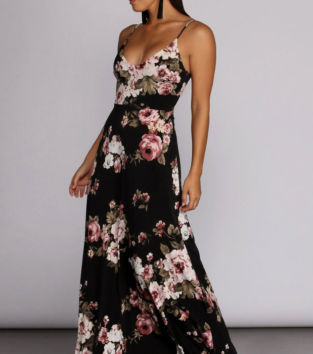 You will feel beautiful in the Dark and Floral Dress as your long dress for any semi-formal or formal holiday party, NYE dress outfit, or pick this stunning style as your gown for any seasonal celebration.