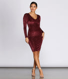 You’ll make a statement in Burnout Flocked Velvet Midi Dress as an NYE club dress, a tight dress for holiday parties, sexy clubwear, or a sultry bodycon dress for that fitted silhouette.