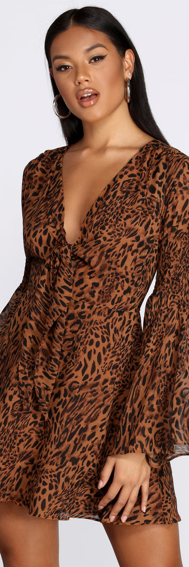 Leopard Bell Sleeve Chiffon Mini Dress is a trendy pick to create 2023 festival outfits, festival dresses, outfits for concerts or raves, and complete your best party outfits!